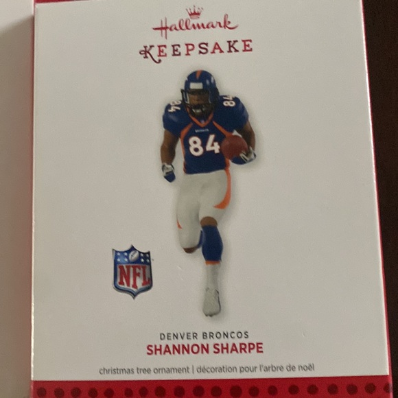 Four NFL Hallmark Ornaments NIB - Picture 3 of 5